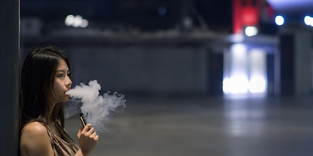 ¿Por qué el GSTHR utiliza ‘producto de vapeo’ además de ‘cigarrillo electrónico’?