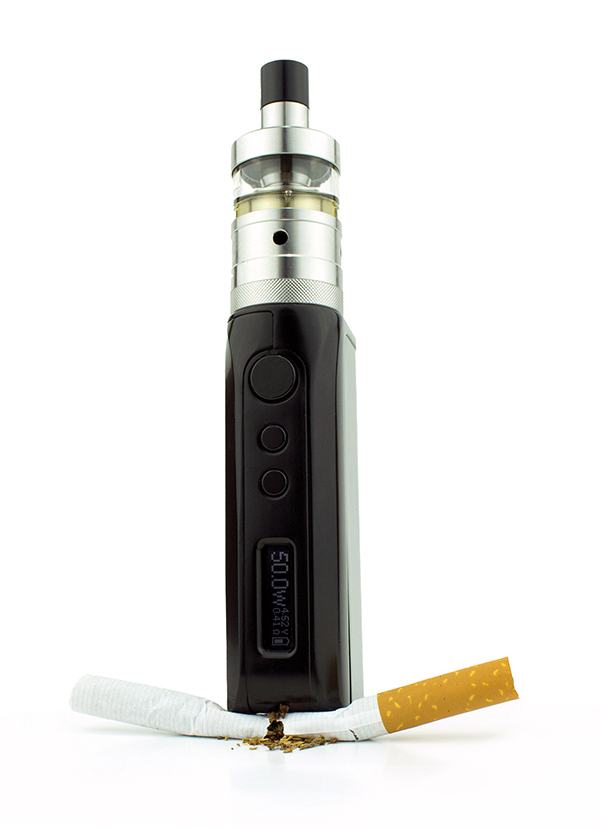 A box mod e-cigarette