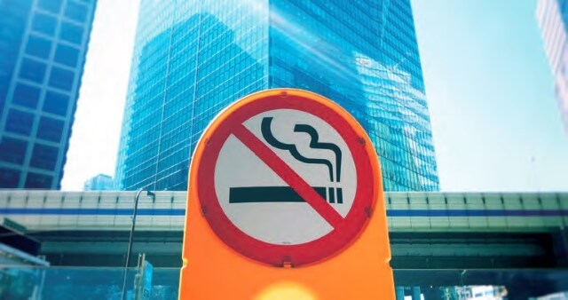 No smoking mark on the road